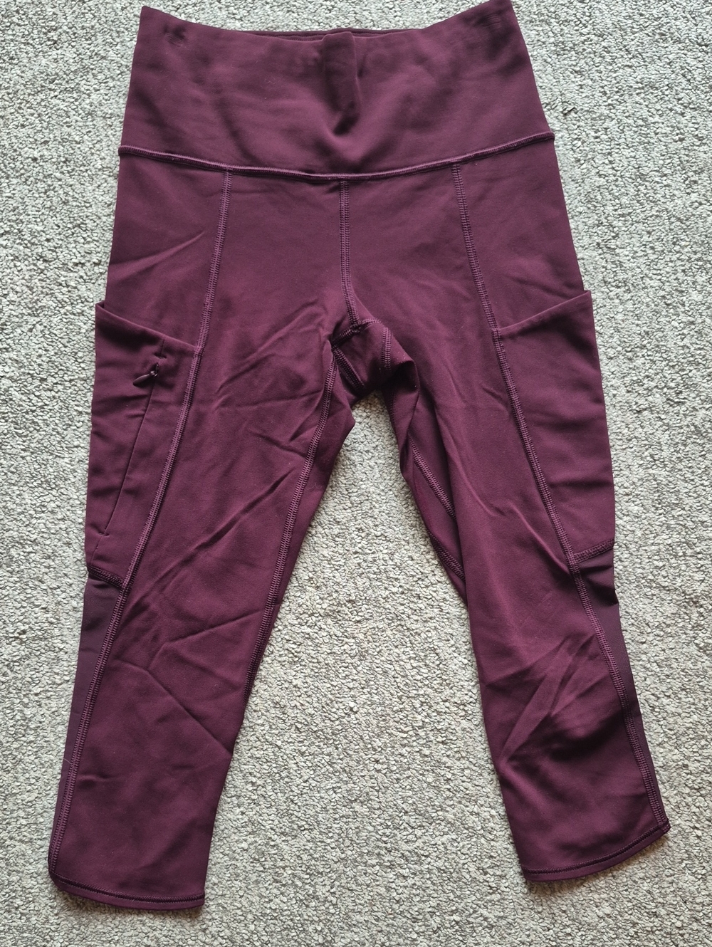 Athleta  High-Waist Capri Leggings in Plum